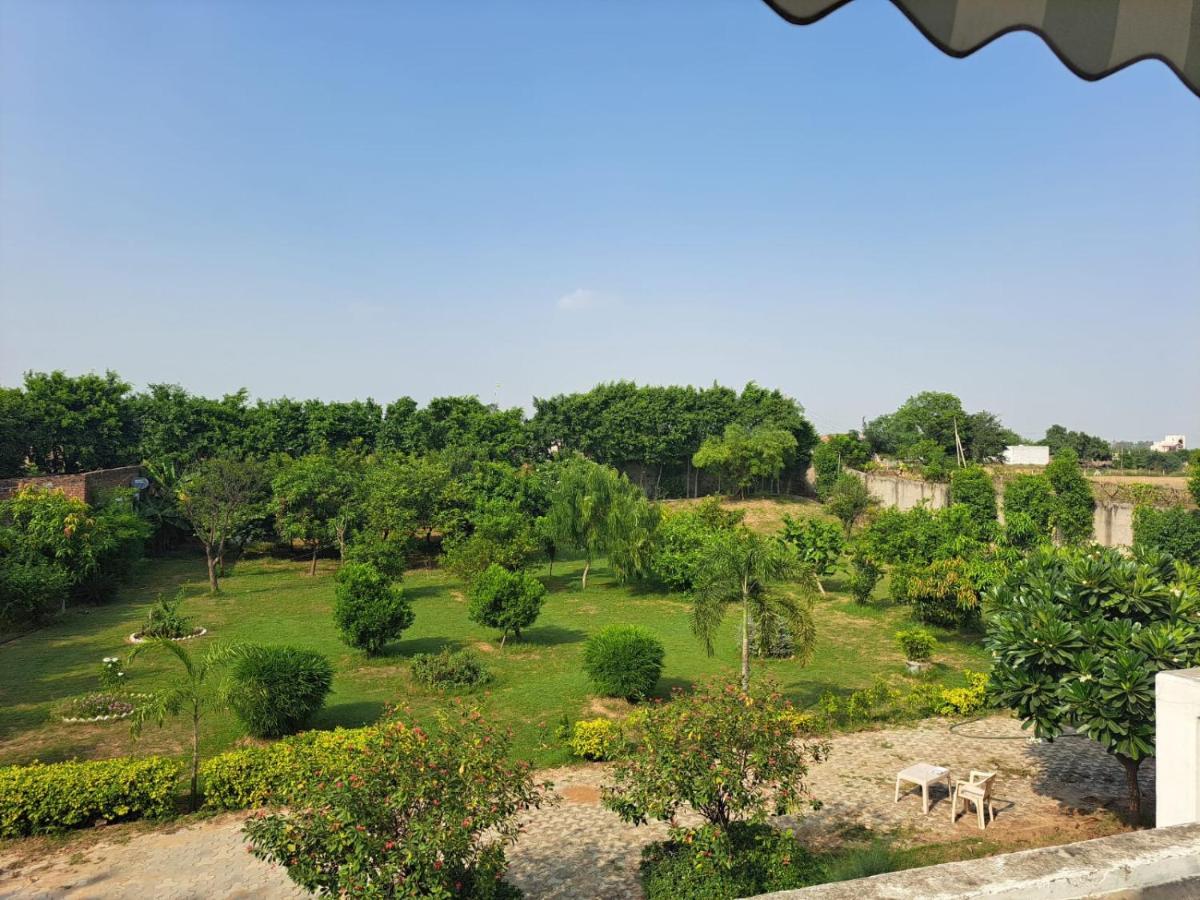 Ekant Farm House Vila Sohna Exterior foto